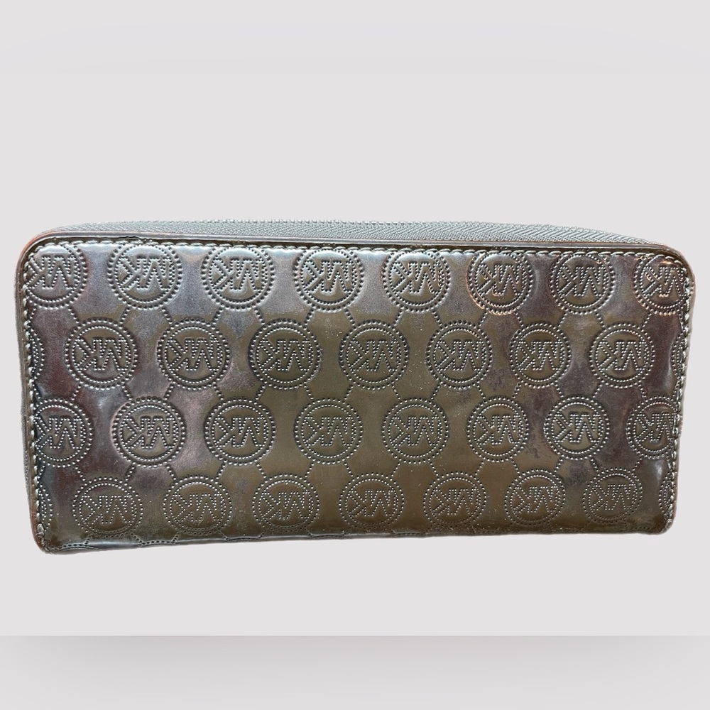 Michael Kors Silver Wallet - Picture 2 of 9